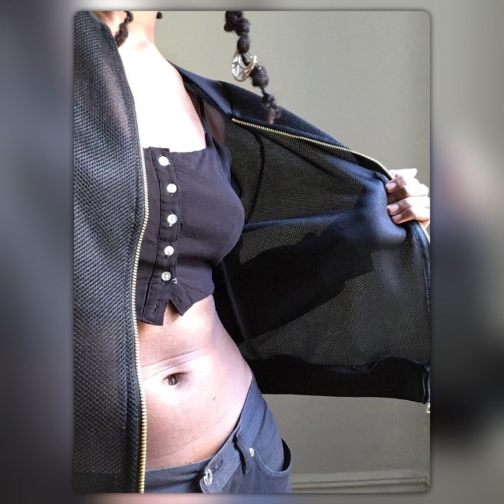 Bomber - Picture 3 of 3